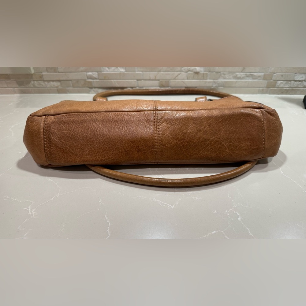 Claudio Ferrici tan leather handbag - Picture 5 of 7